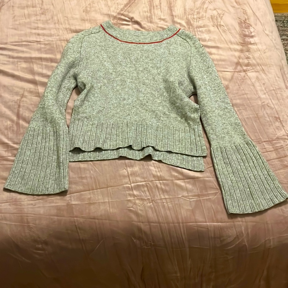 Fate sweater size small